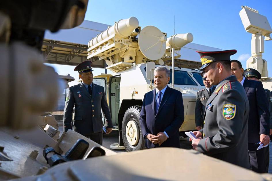 Президент Сурхондарёда ҳаво ҳужумидан мудофаа тизимларини кўздан кечирди